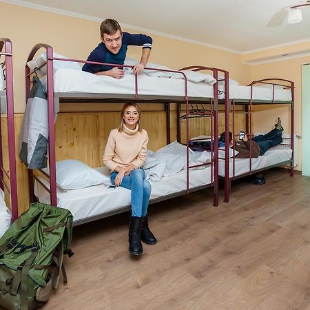 Tsentralnyi Hostel Ivano-Frankivszk Kültér fotó